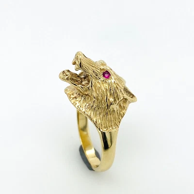 $463.61 • Buy Gents 9ct Yellow Gold Wolf Head Ring With Created Ruby Eyes  Size R1/2 Preloved