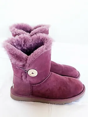 Ugg Australia Women Burgundy Suede Sheepskin Bailey Ii Booties Size: 6 • $74.99