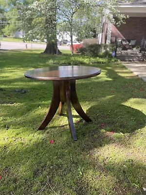 Walnut Brown Finished 34 Inch-Wide Round Wood Dining Table Beautiful Pecan • $350