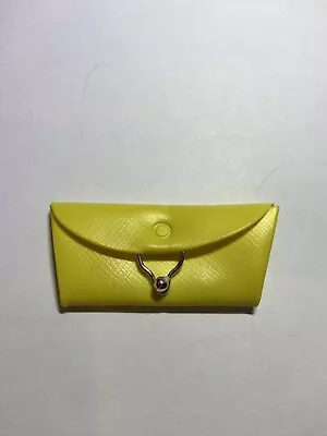 Vintage Barbie Yellow Vinyl Clutch Purse • $0.99