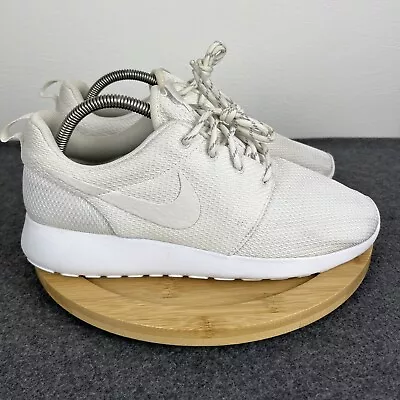 Nike Roshe Womens Running Shoes US 9 White  • $26.99