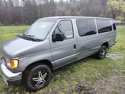 2006 Ford E-Series Van E350 SUPER DUTY WAGON • $3950