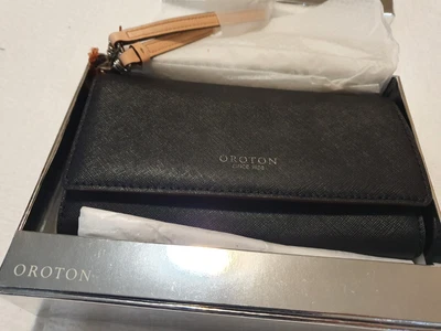 $55 • Buy Oroton Wrist Wallet/pouch Blk