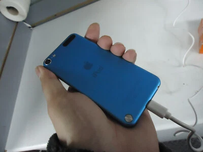 £44.99 • Buy Apple IPod Touch 5th Generation 32GB A1421 Music Player Blue V CLEAN RARE RETRO