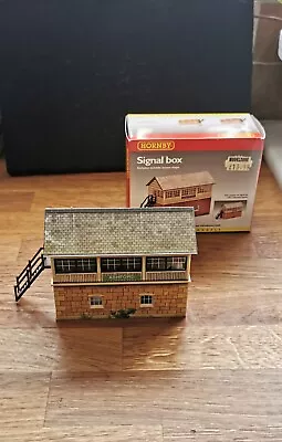 Hornby OO Gauge Water Tower - R8003 And Signal Box R8005 • £0.99