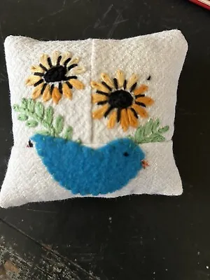 Primitive Stitchery Vintage Flowers And Blue Bird Spring Easter Ornie • $8.95