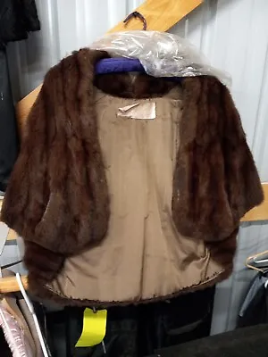 Real Fur Wrap Collar Stole Ladies Vintage Mink Shawl By Mickey Clawsey  St Louis • $39.99
