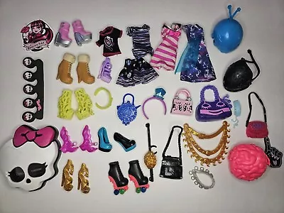 Monster High G1 Doll Accessories / Clothing Lot • $44.15