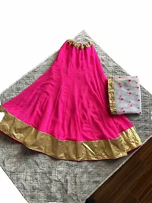 New Lehenga Choli Indian Wedding Parry Dress Bollywood 2 Piece Pink & Gold Skirt • $25