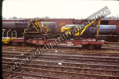 Original Slide Chicago & Northwestern CNWX 250866 Flat Car Proviso ILL 5-77 • $24.95