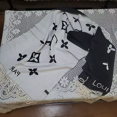 Louis Vuitton Wool Shawl Black/white Scarf 65cmx180cm • $97