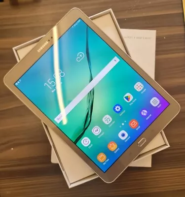 Ex Display Samsung Galaxy Tab S2 9.7  32GB Wifi Android Gold Colour Boxed  • £159.89
