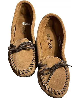 Minnetonka Kilty Suede Moccasins/shoes Women's Size 5.5M • $21