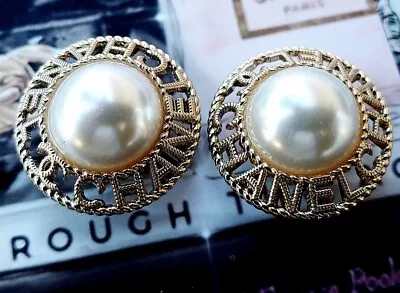 £42.05 • Buy 4 Chanel Stamped White Gold Round Steel Buttons 24 Mm Lot Of 4