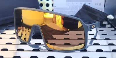 New Oakley SUTRO 9406-0537 Sunglasses Matte Carbon W/Prizm 24k Iridium Lenses • $189.95