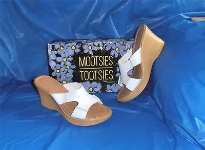 Mootsies Tootsies Womens White Comfortable High Heel Platform Sandal Size 10 M • $39.90