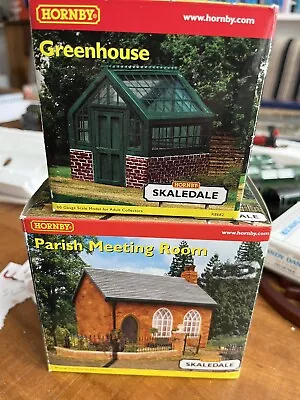 HORNBY SKALEDALE OO BUILDINGS - R8557 PARISH MEETING ROOM  & GREENHOUSE. Boxed • £20