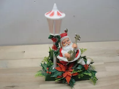 VINTAGE 1970's KITSCHY PLASTIC CHRISTMAS SINGING SANTA STREET LAMP DECORATION • $25