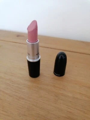 £15 • Buy MAC LIPSTICKS Creme Sheen
