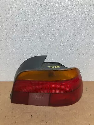 1996-2000 BMW 5-SERIES E39 528i 540i Right Passenger Tail Light Oem 8843L DG1 • $22.95