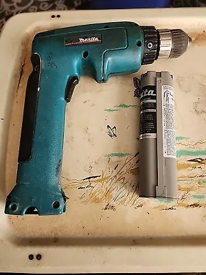 MAKITA 6095D Cordless 3/8  Drill / Includes Battery • $14.99