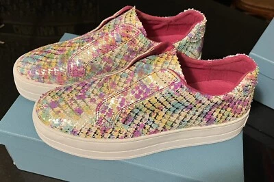 DJANGO & JULIETTE Shoes Flats Womens 39 Shia Magenta Platform Pull On Sneakers • $99.95