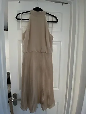 Oasis Dress Size 8 • £10