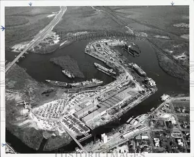 1971 Press Photo Bethlehem Steel Corporation Shipyard In Beaumont Texas • $24.88