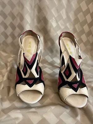 Lamb  Women's Shoes. By  Gwen Stefani. Made In Brazil. Size 9.5 • $20
