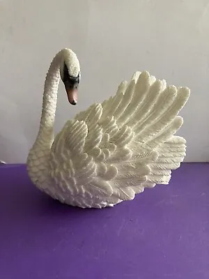 Swan FigurineSwan OrnamentLeonardo1998 • $15.49