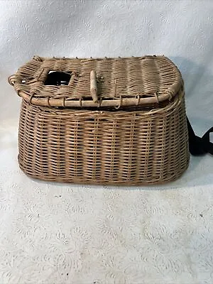 Vintage Wicker Fly Fishing Trout Fish Creel Basket • $45