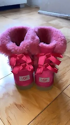 Ugg Bailey Bow Ii Youth Girls Pink Dawn Suede Sheepskin Short  Boots Size Us 4 • $130