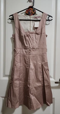 $40 • Buy REVIEW MYSTERIA Dress Rose, Size 8 BNWD No Belt 