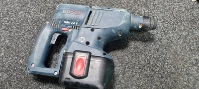 £29.99 • Buy Bosch Gbh 24v Sds  Cordless Hammer Drill And One Battery.
