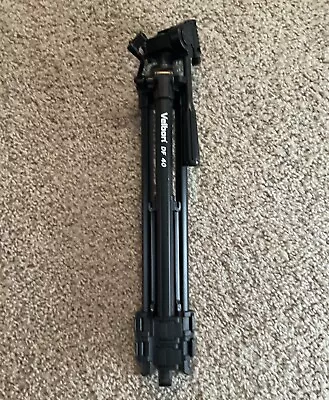 Velbon DF-40 Camera/Video Tripod -  Excellent Condition With Bubble Level • $23.92