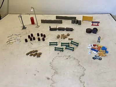 60+ Mostly Merit OO/HO Gauge Station/Trackside  Accessories • £15