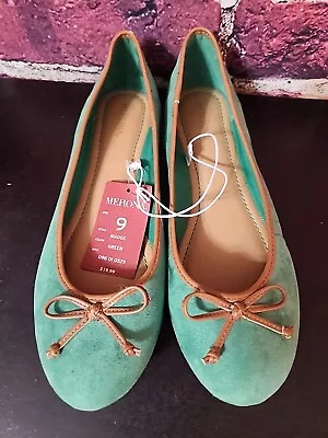 Women’s Merona Size 9 Green Suede-looking Ballet Flats S8 • $19.99