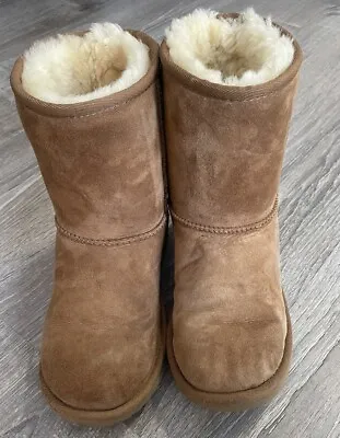 Ugg Boots Chestnut Youth Size 3 • $59.99