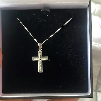9ct White Gold 0.25ct Real Diamond Pendant Cross Necklace • £225