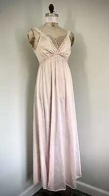 VTG Olga Bodysilk Pink Nylon Nightgown Size Small Huge Sweep • $40