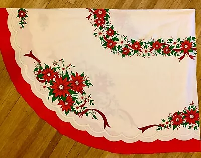 Vtg Oval Christmas Tablecloth Poinsettia 63x82 Inches Polyester Blend No Stains • $12.99