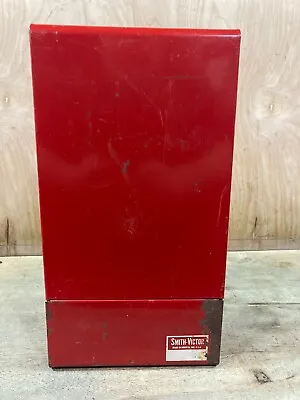 Coleman 200A Metal Carry Case - SMITH-VICTOR - Scratches - Rust - 2 Loose Welds • $44