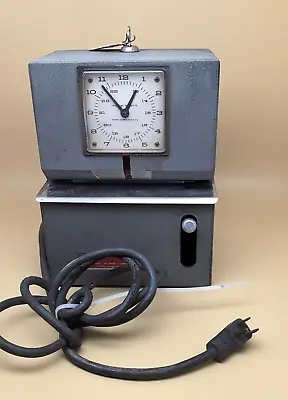 Vintage Lathem Corporation Model 2124 Punch Time Clock Recorder W Key WORKS READ • $59.99