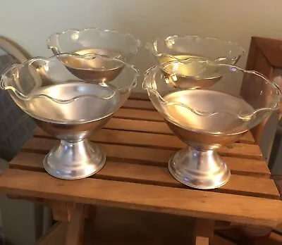 Set Of 4 Vintage Scalloped Glass Ice Cream Sundae Dishes W/Metal Bases BIN • $12.99