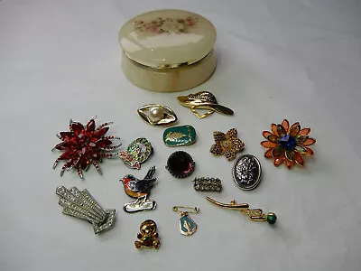 BULK VINTAGE BROOCHES & VINTAGE ALABASTER JEWELLERY BOX - Made In Italy • $39.50