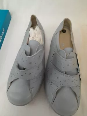 Ladies Easy B Wide Fitting Shoes Size 9 - Duxford Dove Blue  Size 9 • £18