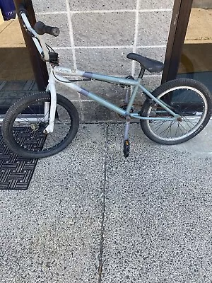 Verde Spectrum Gray & Green Bmx Bike  • $99.99