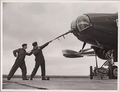 Lockheed Neptune P2v Nose Raf Original Vintage Air Ministry Photo • $30.77