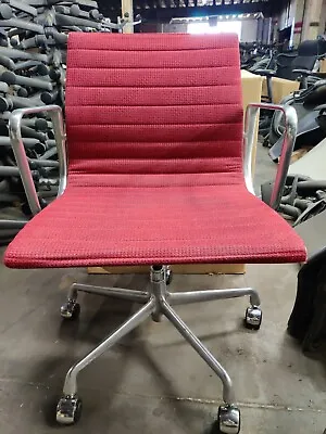 Eames Herman Miller Management Aluminum Group Desk Chair Red Fabric  W / Wheels • $599.99