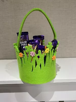 £6 • Buy Easter Felt Basket With With Grass Design And Small Flowers New X6